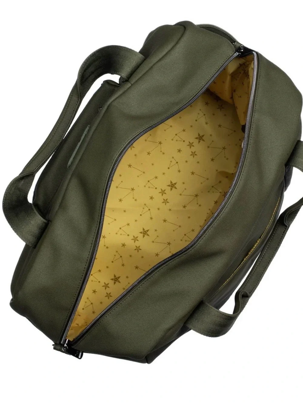 NWT- Lug Charger Matte Luxe